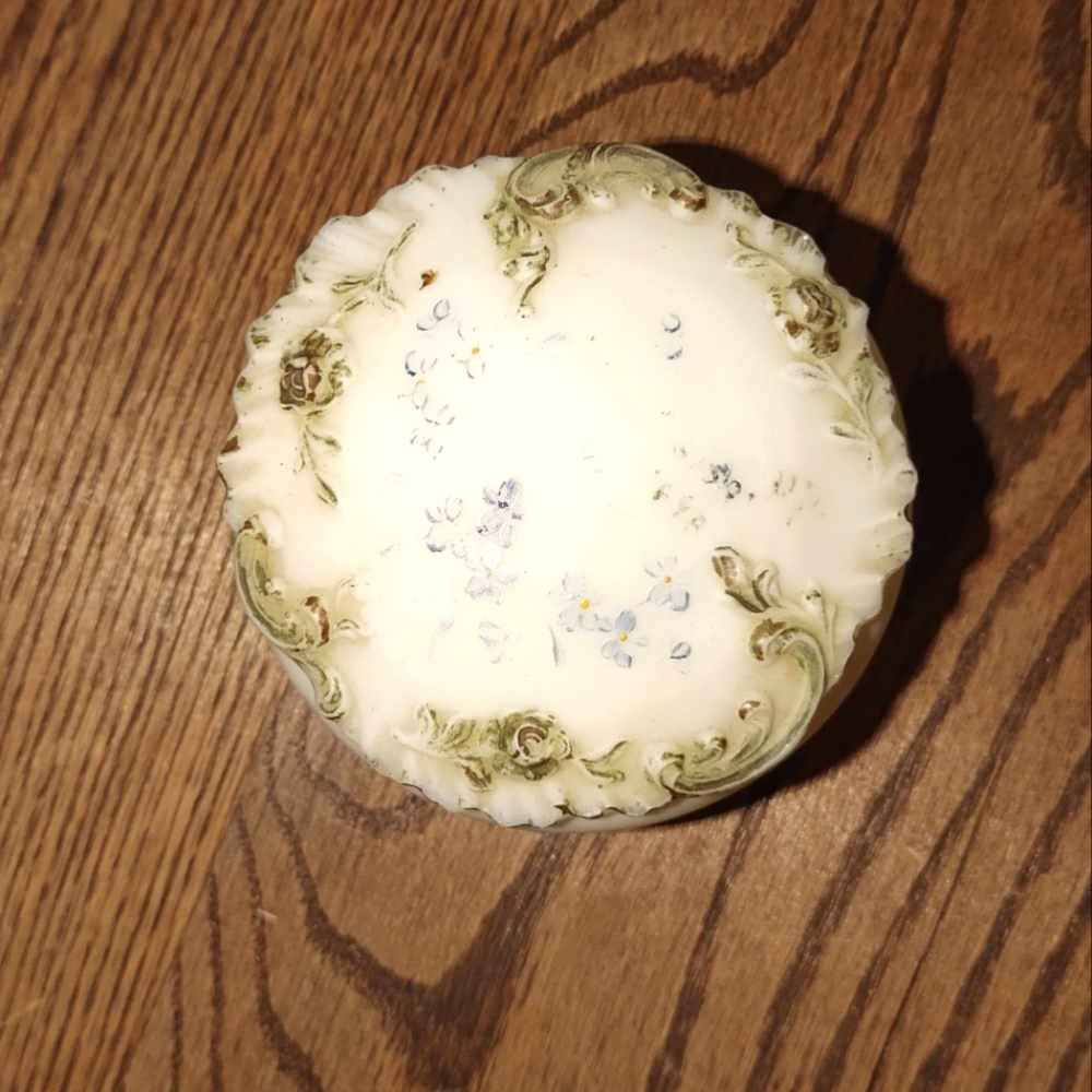 Vintage Milk Glass Vanity Dish - Picture 1 of 8